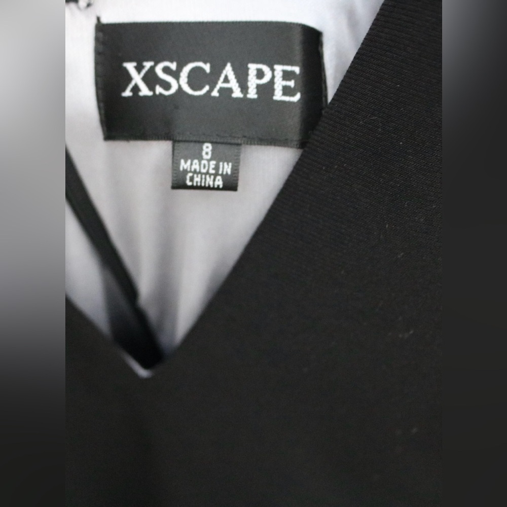 Xscape Women's Side-Slit Gown- Size 8 - Picture 4 of 7